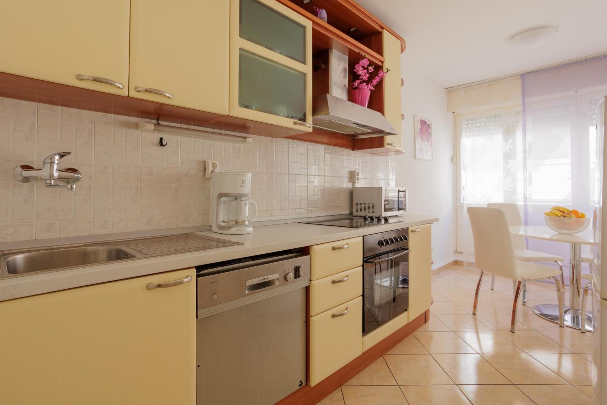 Center Apartment Silvana Сплит Экстерьер фото