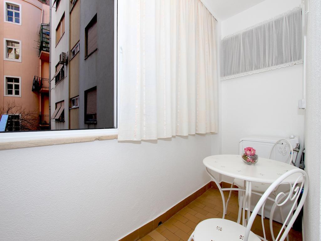 Center Apartment Silvana Сплит Номер фото